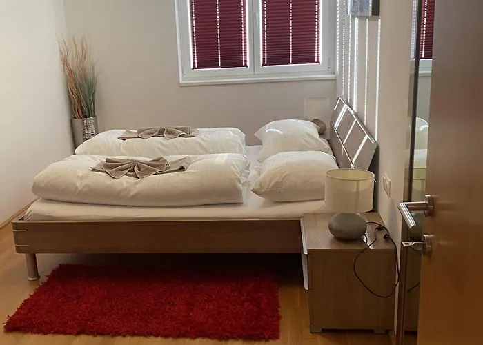 Penthouse Tamino 11 *